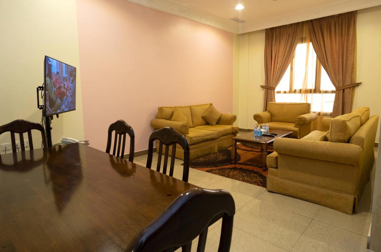 כוויית Relax Inn Apartment - Fahaheel מראה חיצוני תמונה