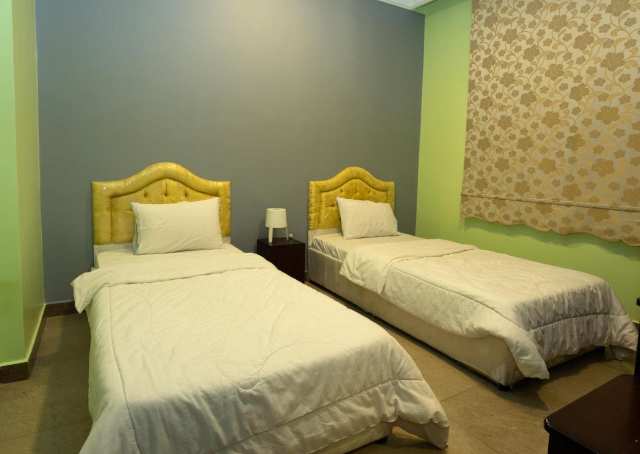 כוויית Relax Inn Apartment - Fahaheel מראה חיצוני תמונה